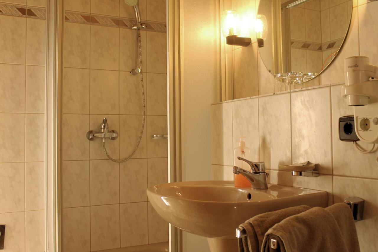 Erlebnisgastronomie Lochmuhle Hotel Eigeltingen Eksteriør billede